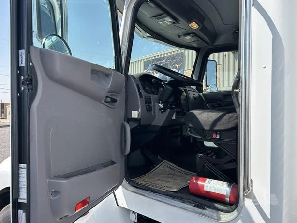 2020 Peterbilt in Casper, WY — photo 9