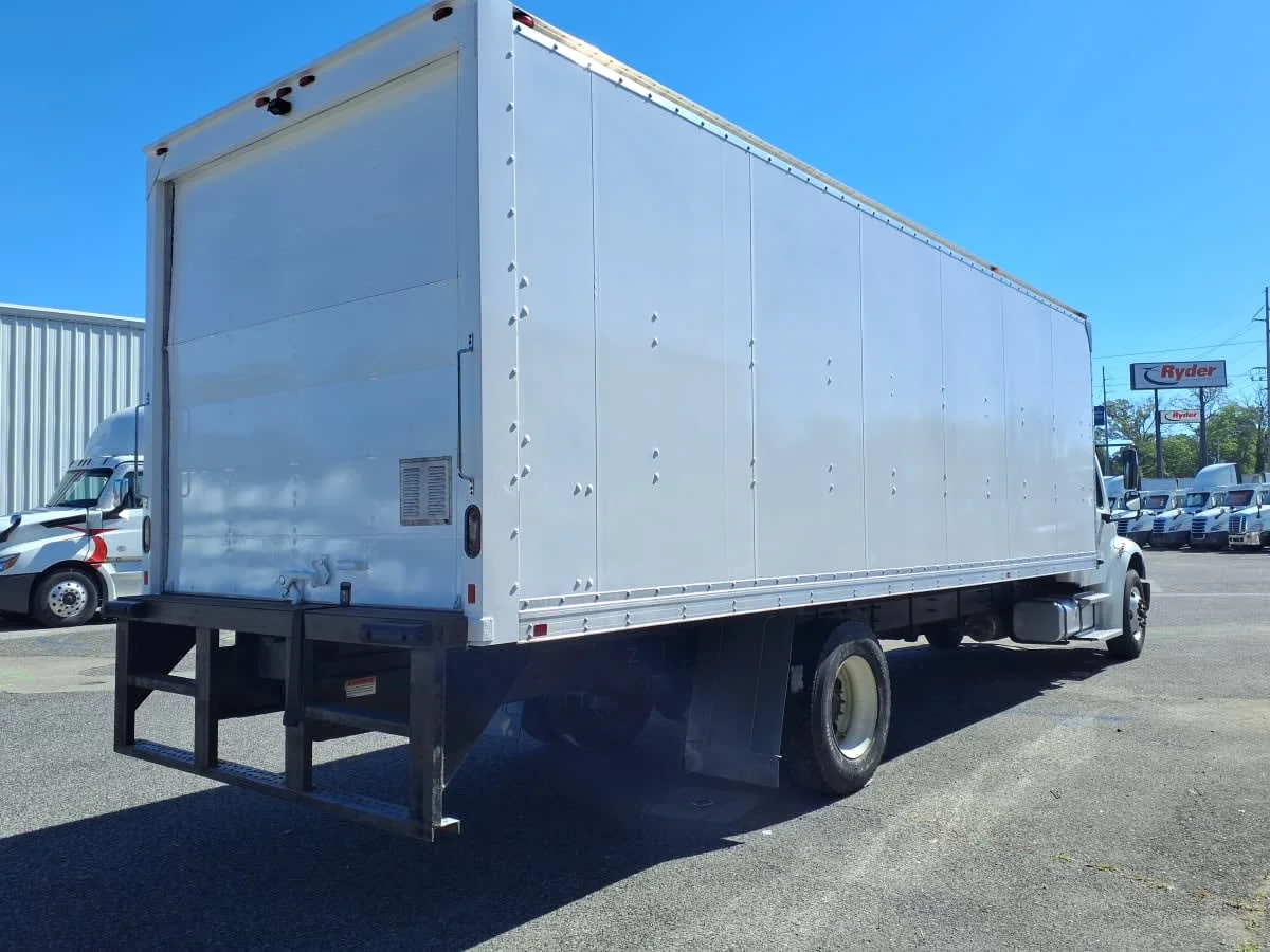 2022 Freightliner M2 106 in Knoxville, TN — photo 4