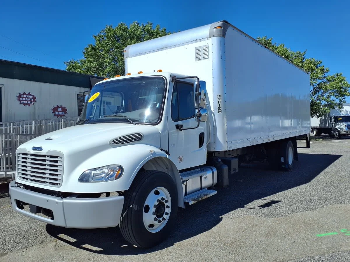 2022 Freightliner M2 106 in Knoxville, TN