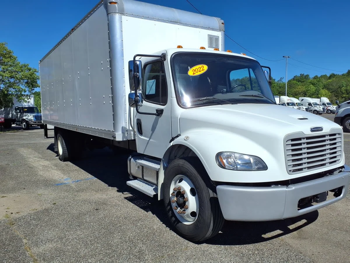2022 Freightliner M2 106 in Knoxville, TN — photo 3