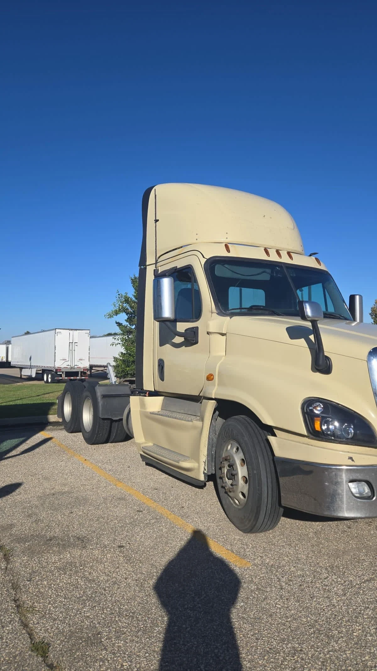 2019 Freightliner Cascadia in Altoona, IA — photo 3