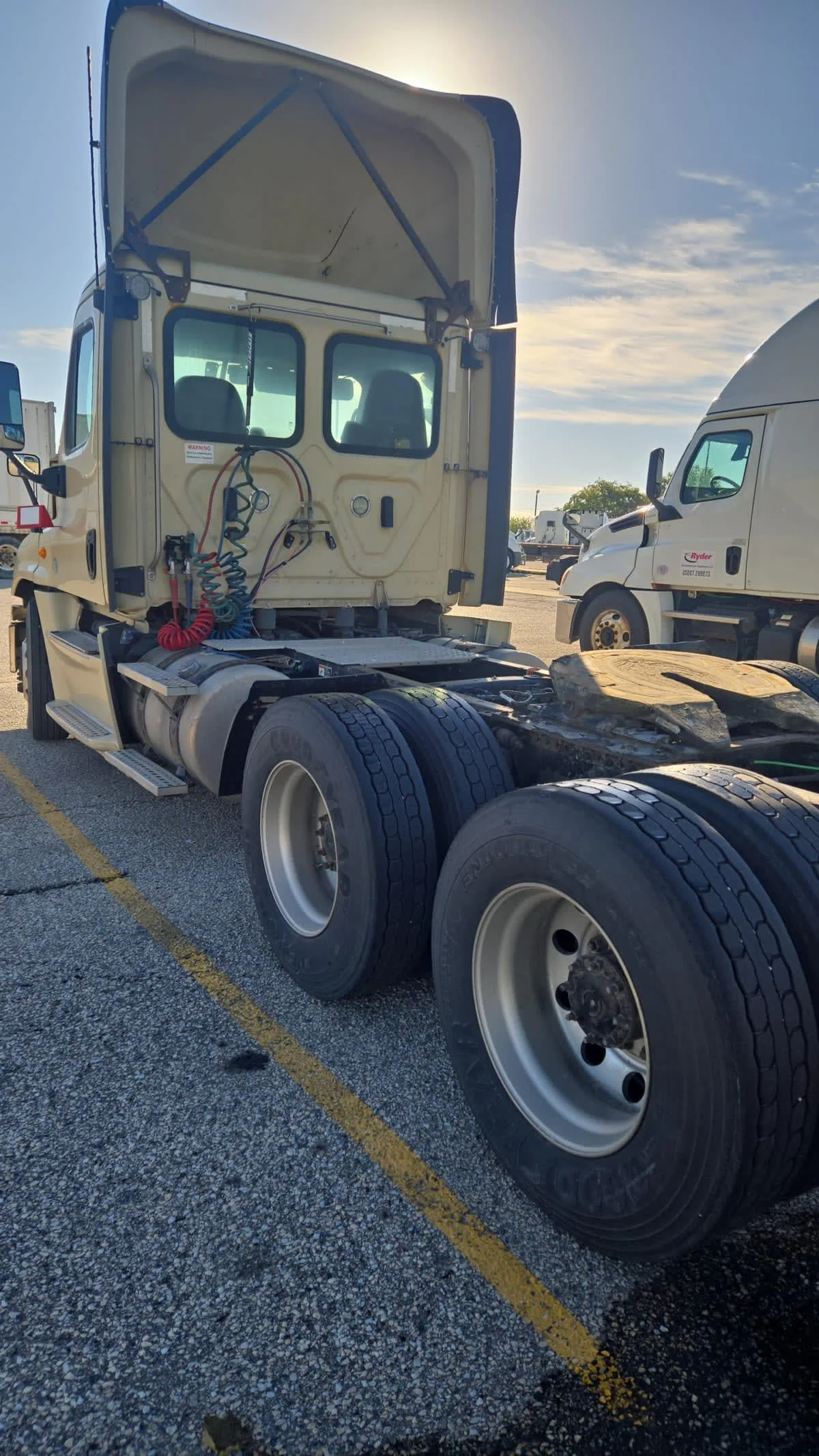 2019 Freightliner Cascadia in Altoona, IA — photo 6