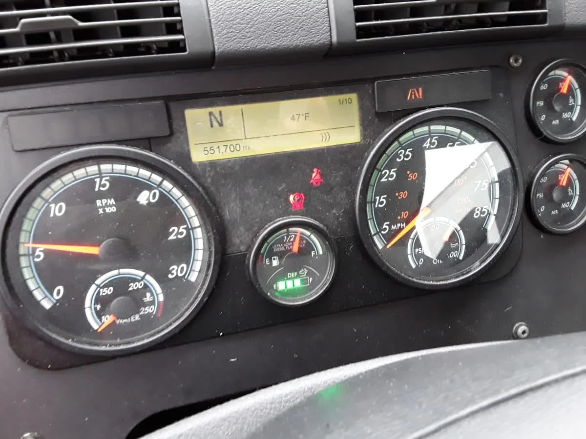 2020 Freightliner Cascadia in Bolingbrook, IL — photo 9