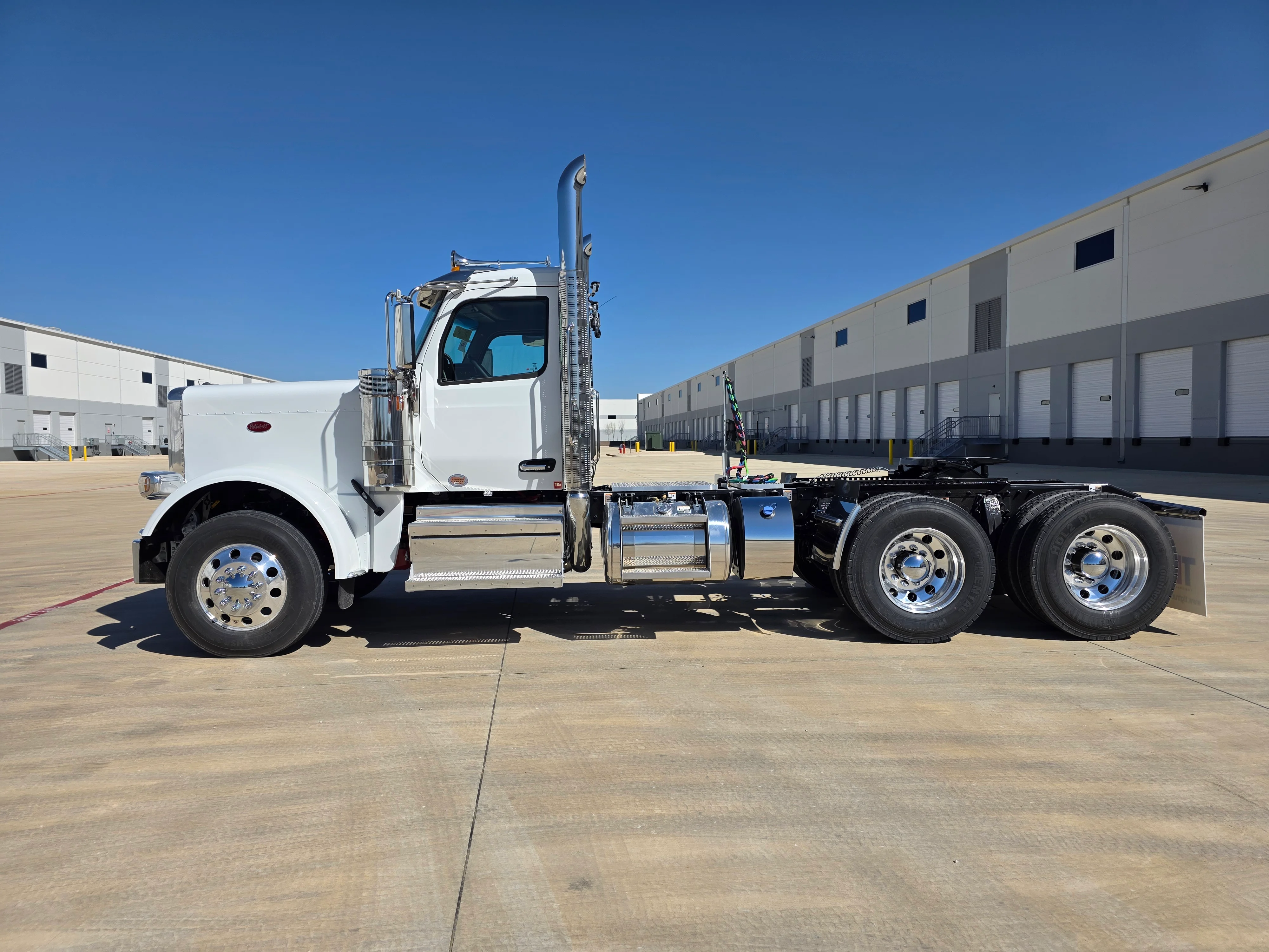 2027 Peterbilt 589 in Florence, SC — photo 2