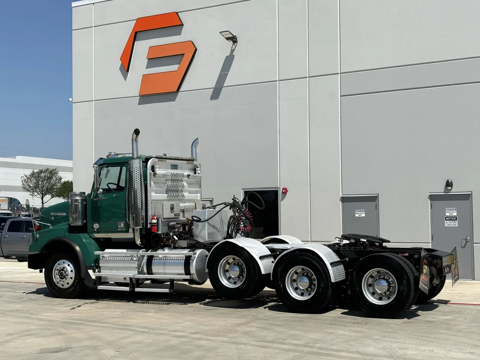 2015 Western Star 4900 in Hutchins, TX — photo 6