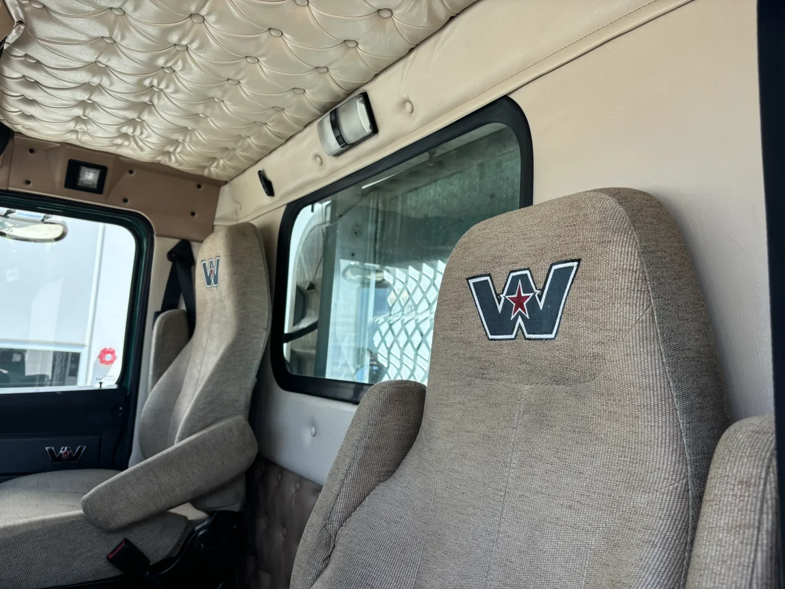 2015 Western Star 4900 in Hutchins, TX — photo 20