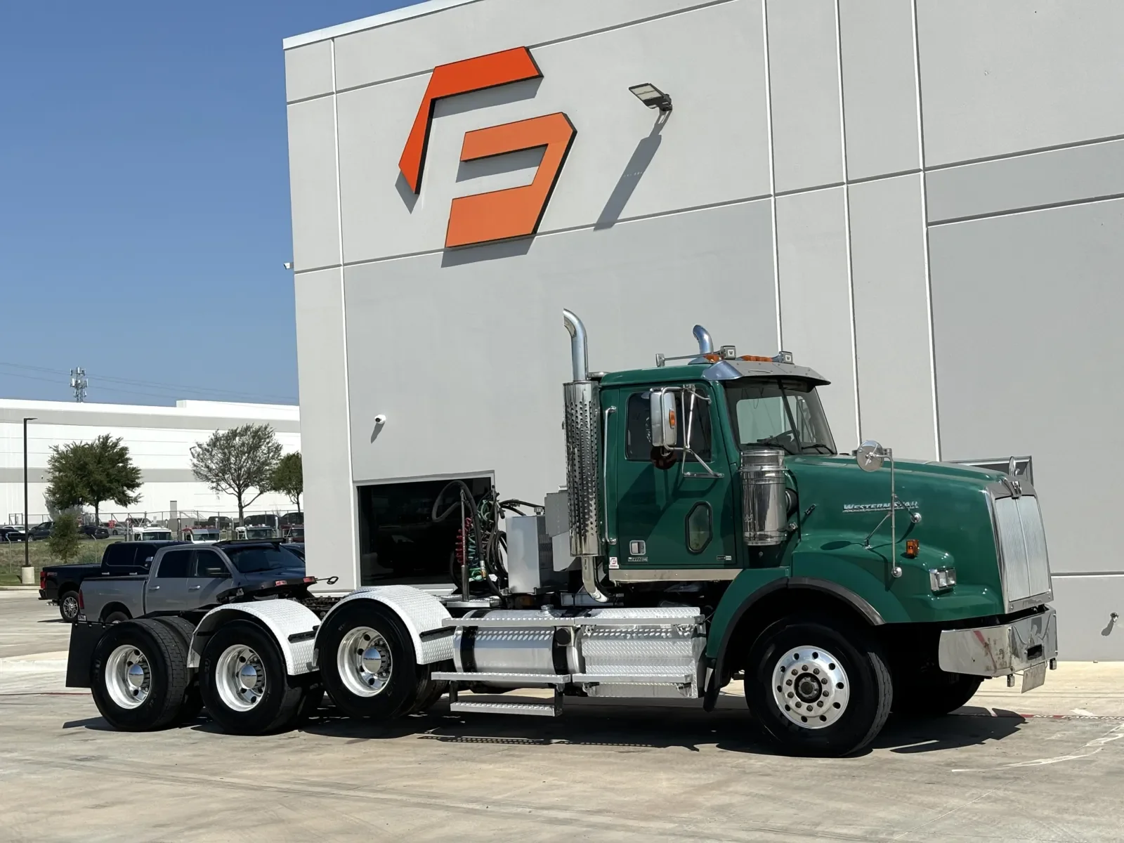 2015 Western Star 4900 in Hutchins, TX