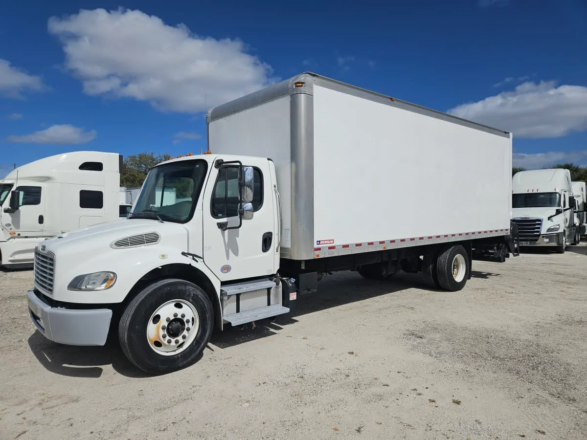 2017 Freightliner M2 106 in Orlando, FL