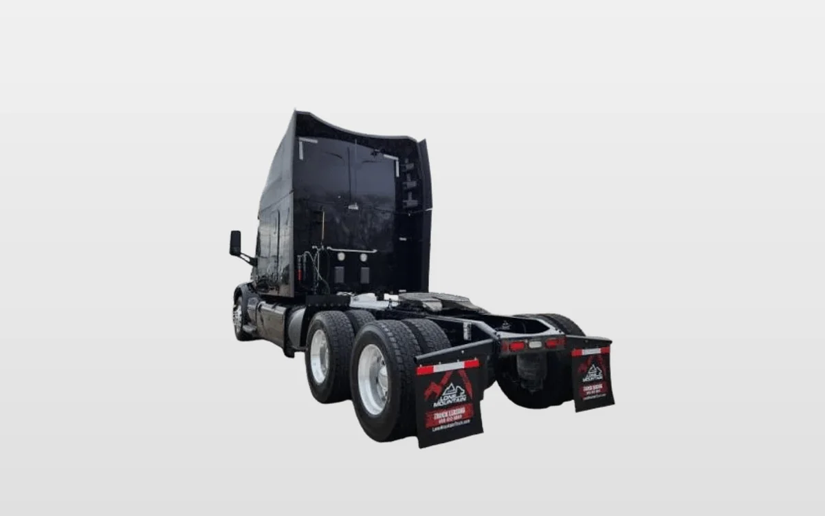 2020 Peterbilt 579 - image 1