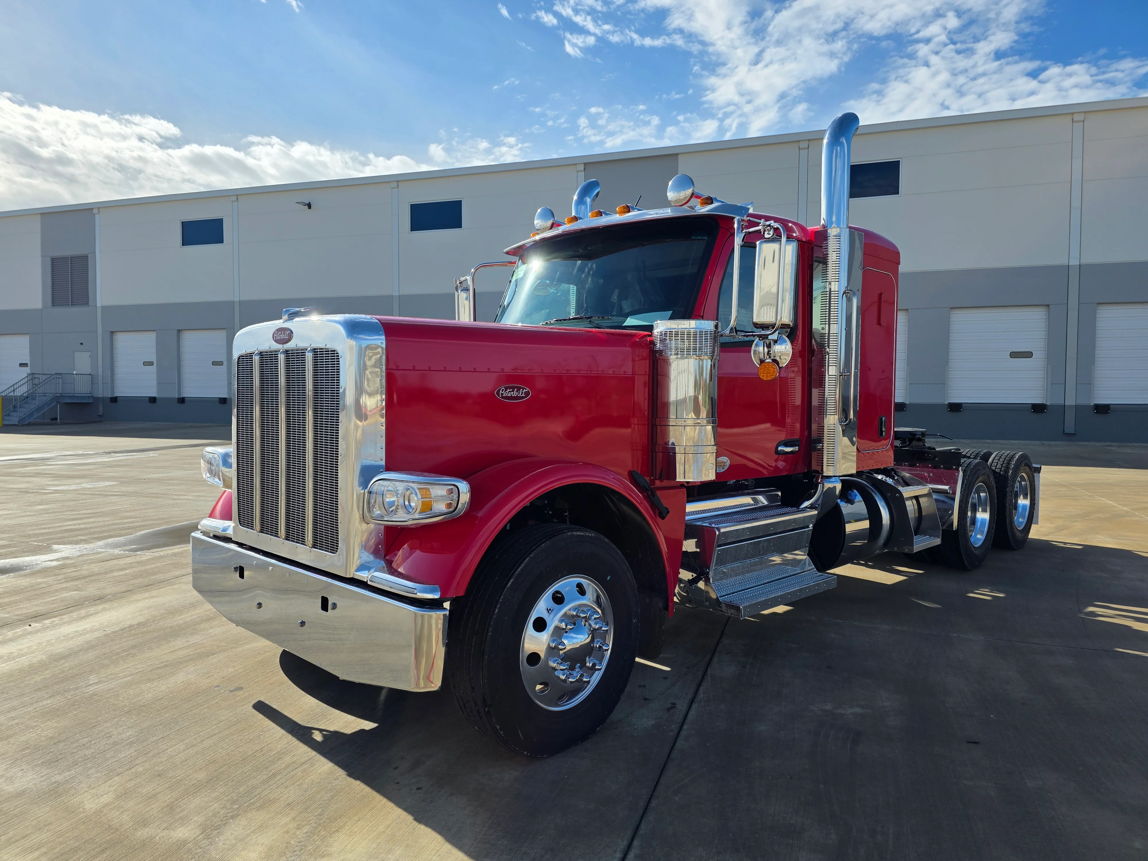 2027 Peterbilt 589 in Hattiesburg, MS
