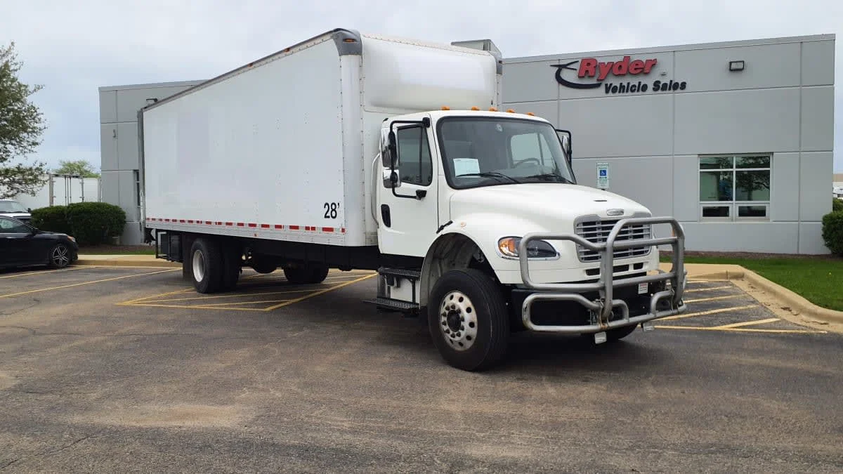 2020 Freightliner M2 106 in Bolingbrook, IL — photo 3