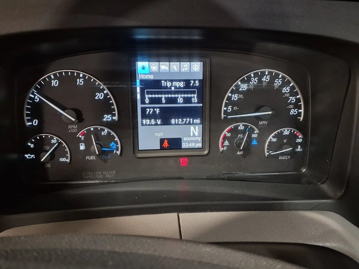 2020 Freightliner Cascadia in Allentown, PA — photo 9