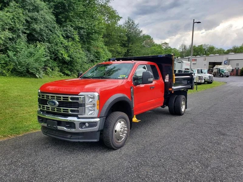 2023 Ford F-550