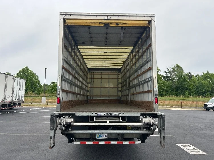 2022 Freightliner eM2 in Greensboro, NC — photo 8
