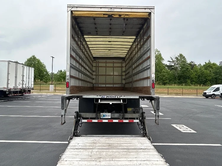 2022 Freightliner eM2 in Greensboro, NC — photo 9