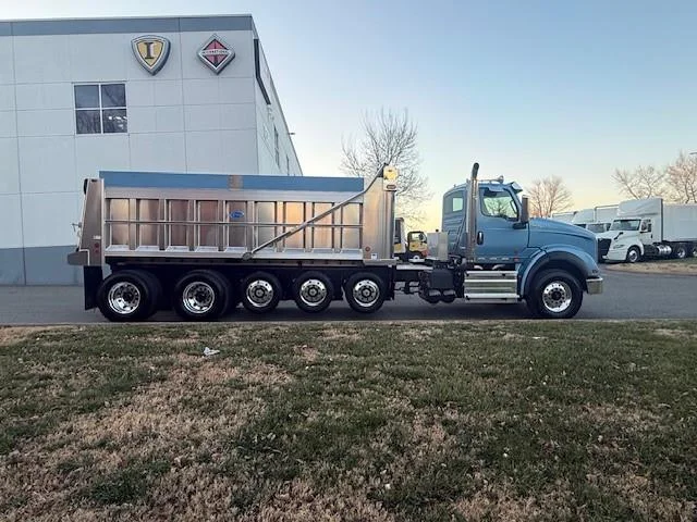 2026 International HX - image 5