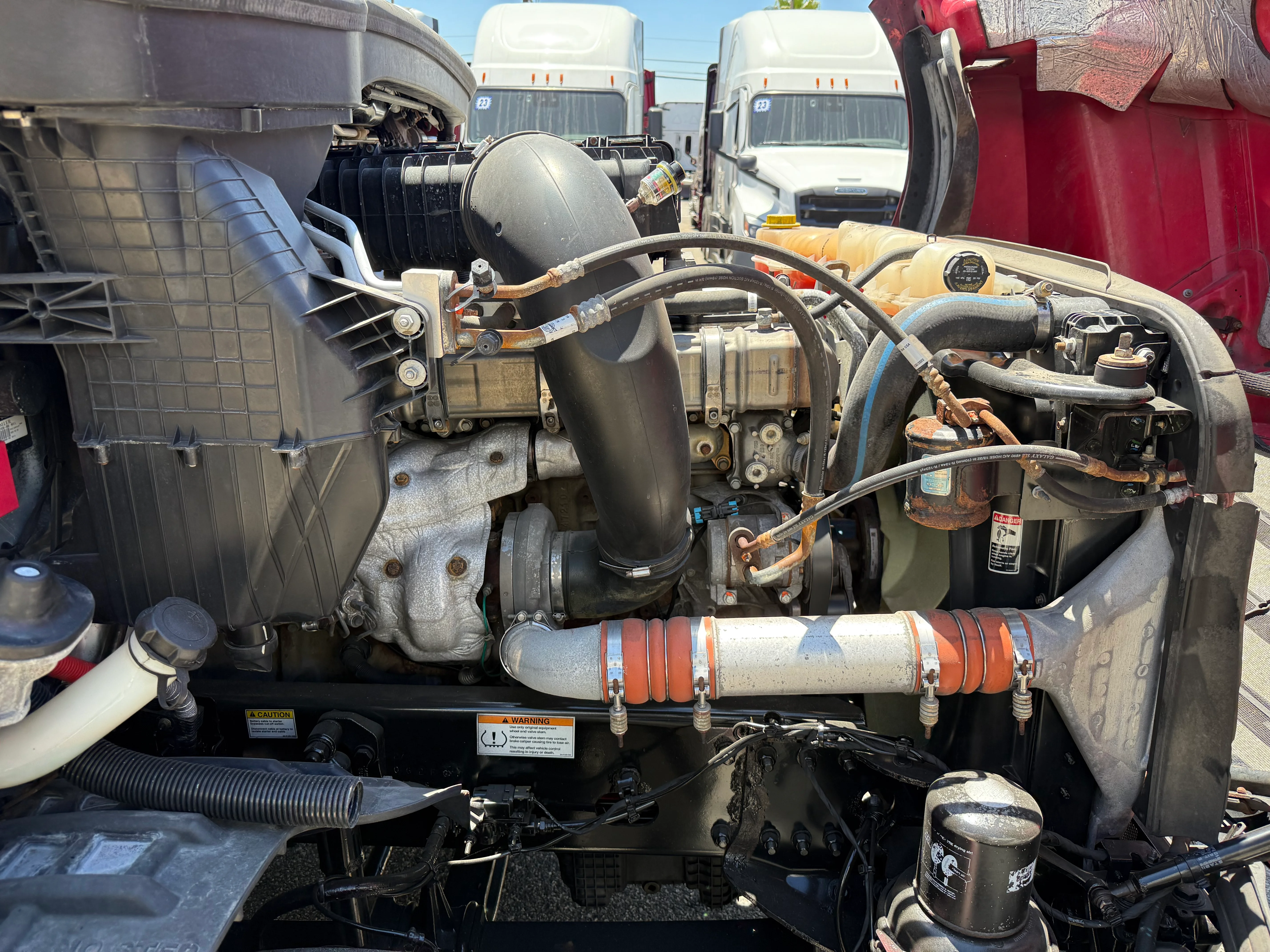 2021 Freightliner Cascadia in Selectrucks Fontana, CA — photo 10