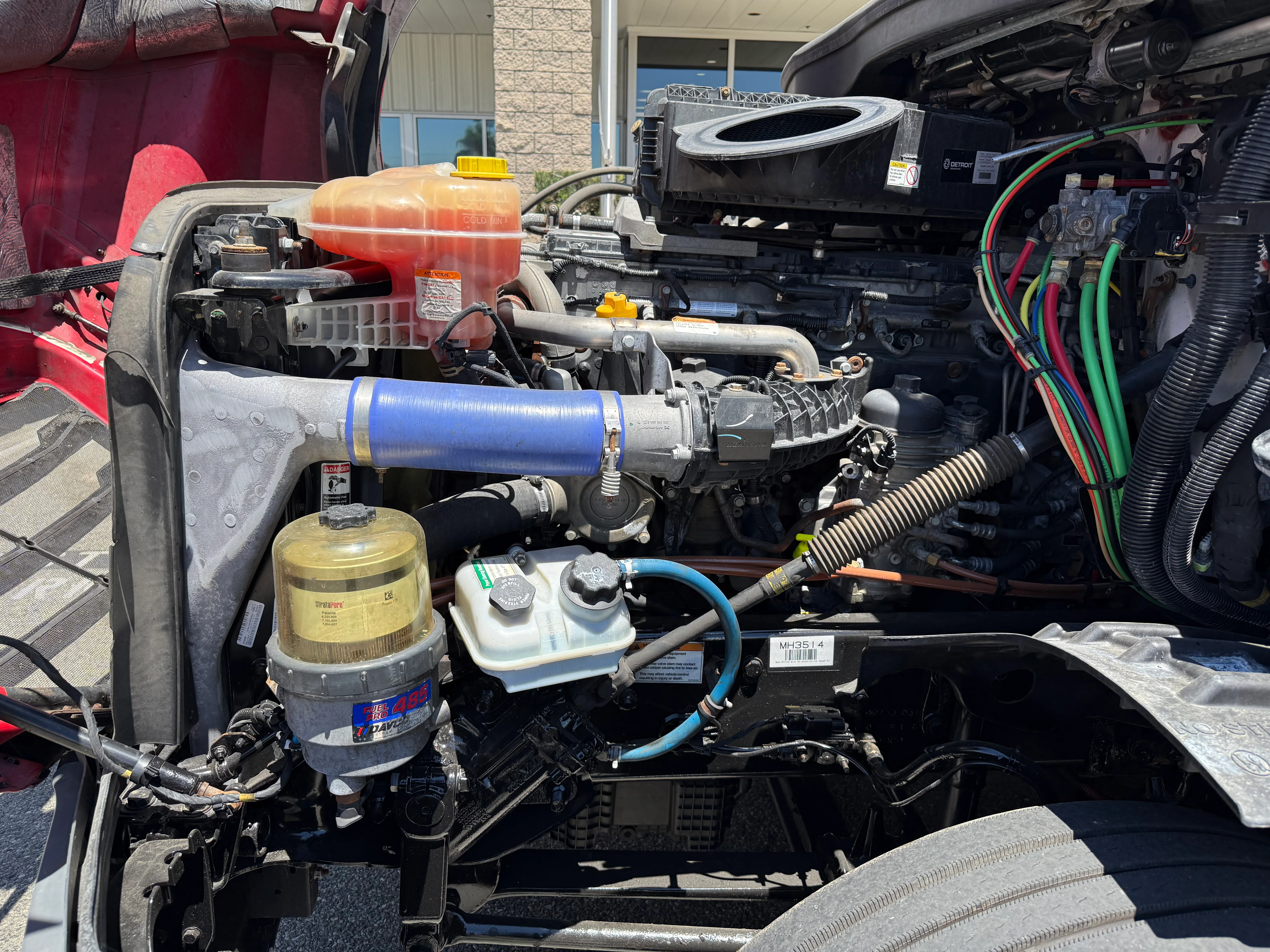 2021 Freightliner Cascadia in Selectrucks Fontana, CA — photo 11