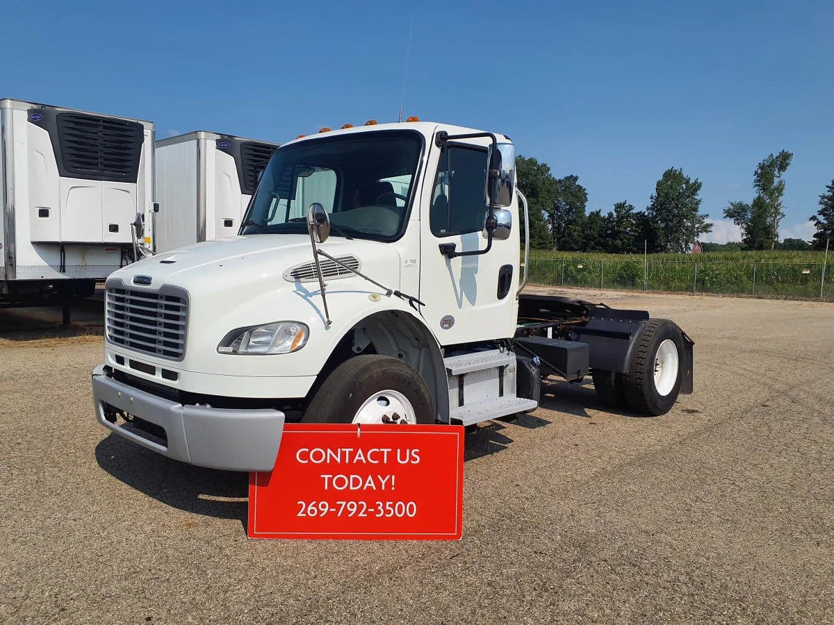 2019 Freightliner M2 106