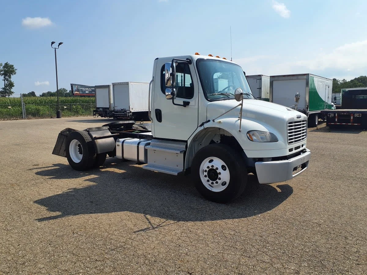 2019 Freightliner M2 106 in Wayland, MI — photo 3