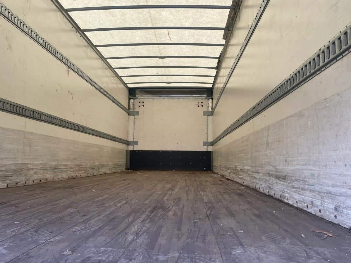 2019 Freightliner M2 106 in Beltsville, MD — photo 8