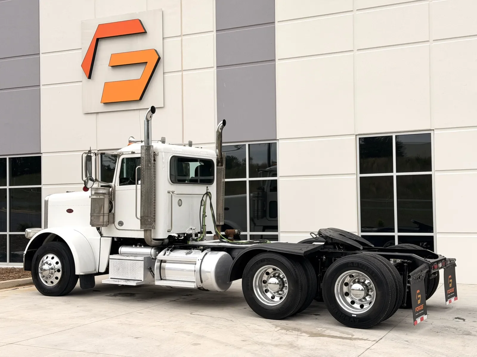 2020 Peterbilt 389 in Greer, SC — photo 6