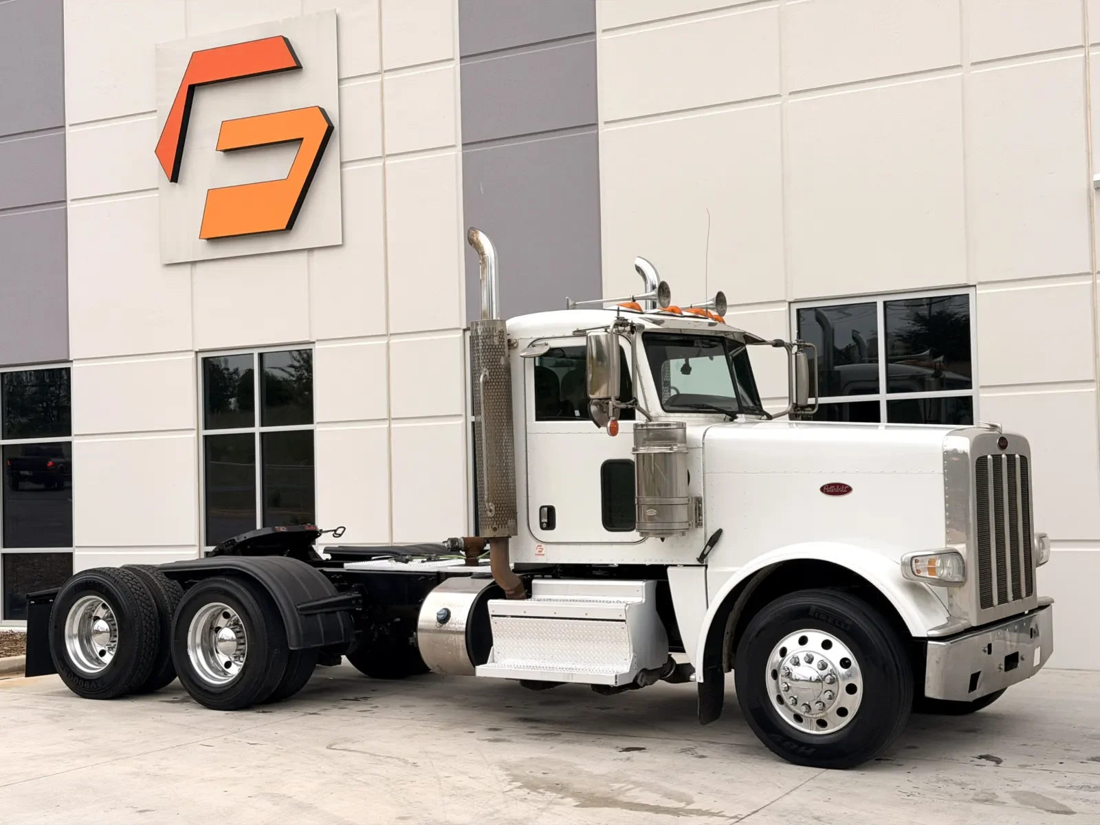 2020 Peterbilt 389 in Greer, SC