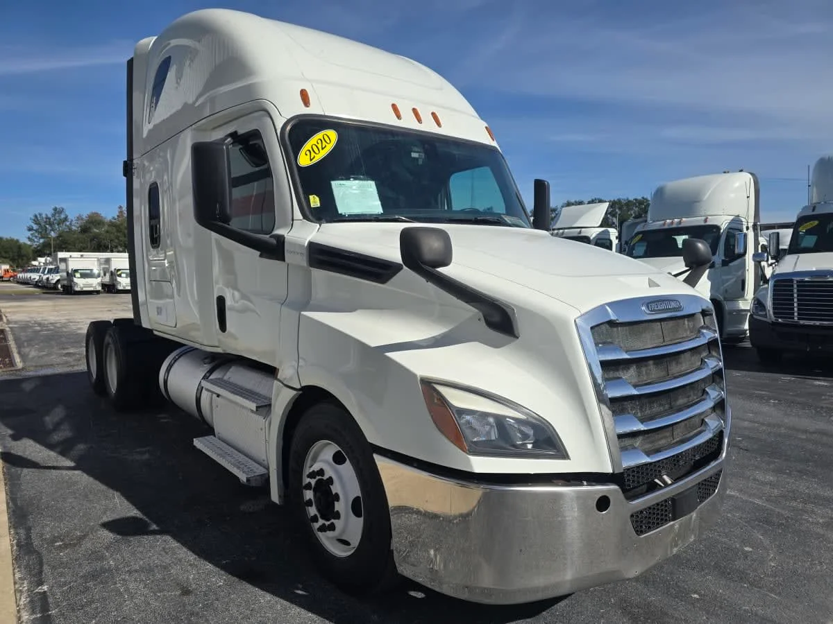 2020 Freightliner Cascadia
