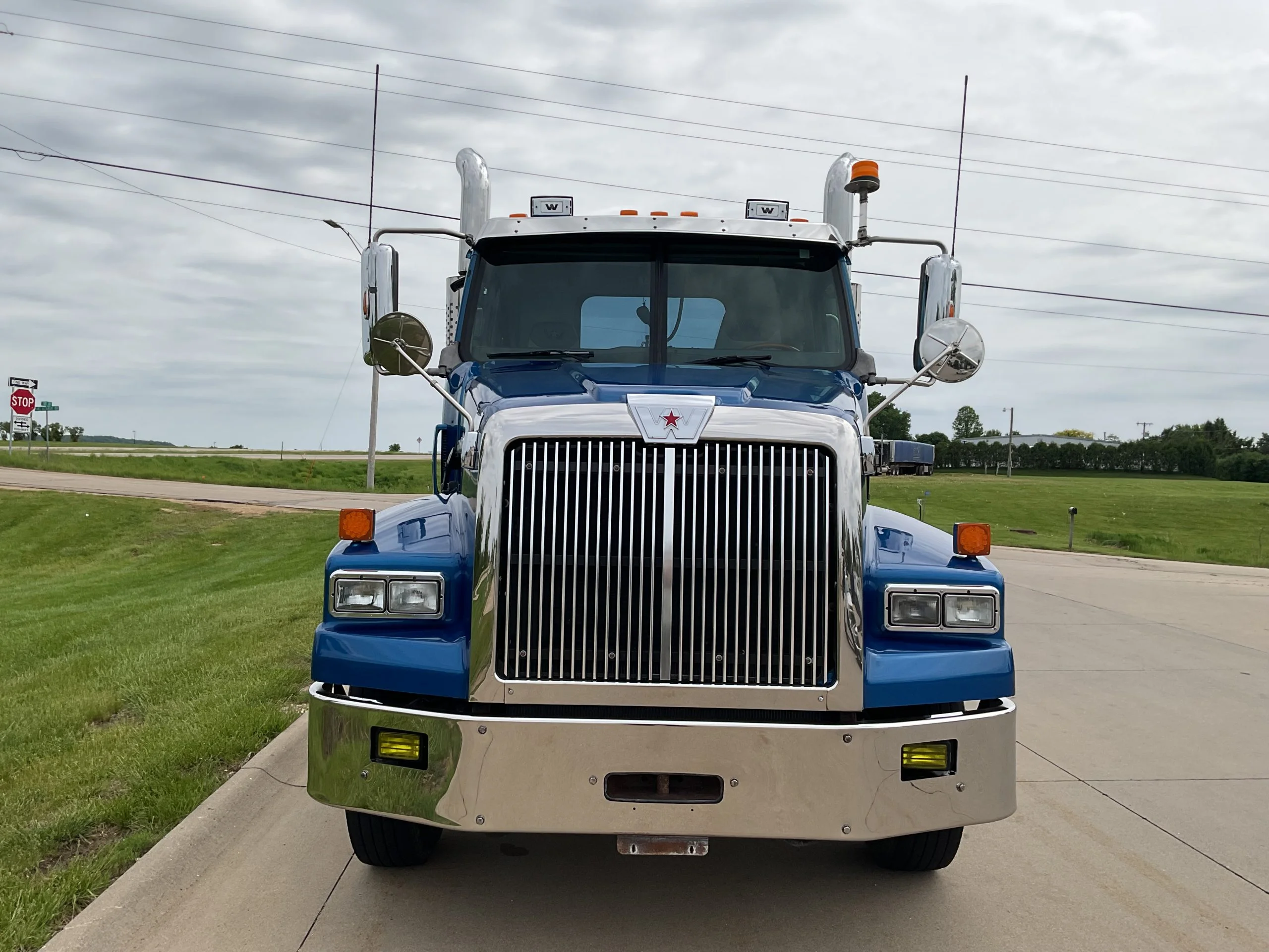 2016 Western Star 4900 in Shullsburg, WI — photo 2