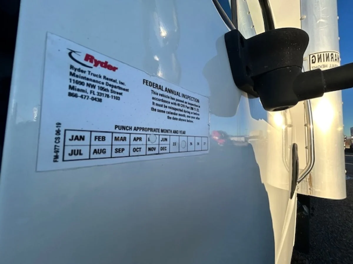 2015 Freightliner M2 106 - image 19