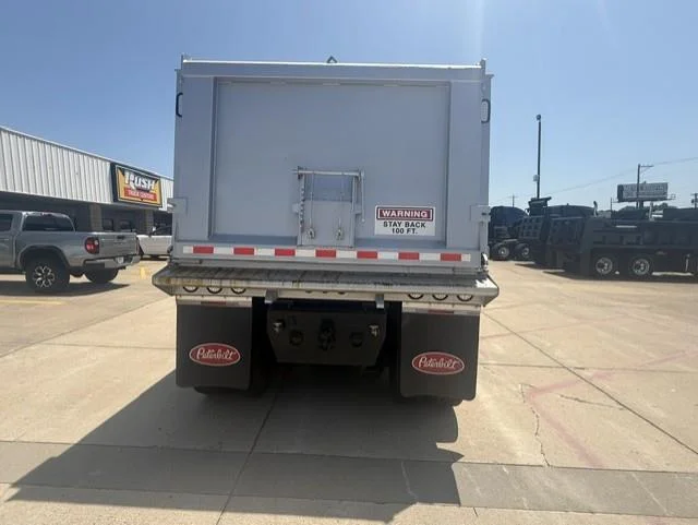 2019 Peterbilt 379 — photo 11
