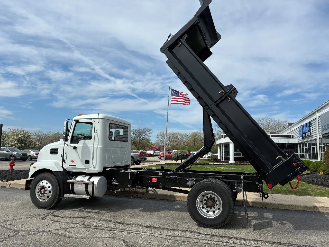 2026 Mack in Summit, IL — photo 8