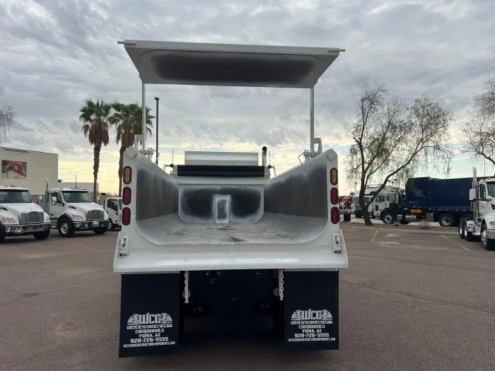 2026 Peterbilt 548 - image 16