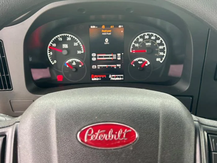 2026 Peterbilt 548 in Phoenix, AZ — photo 11