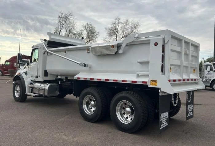 2026 Peterbilt 548 - image 5