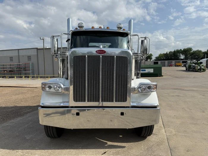 2026 Peterbilt 589 - image 16