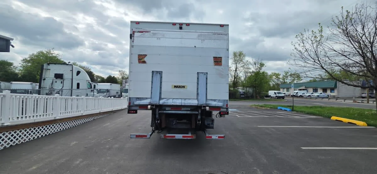 2021 International MV - image 5