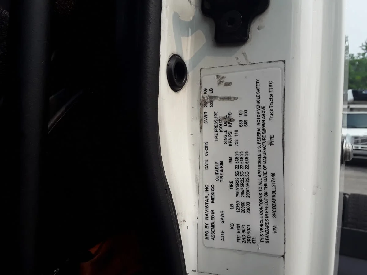 2020 International LT in Hilliard, OH — photo 12