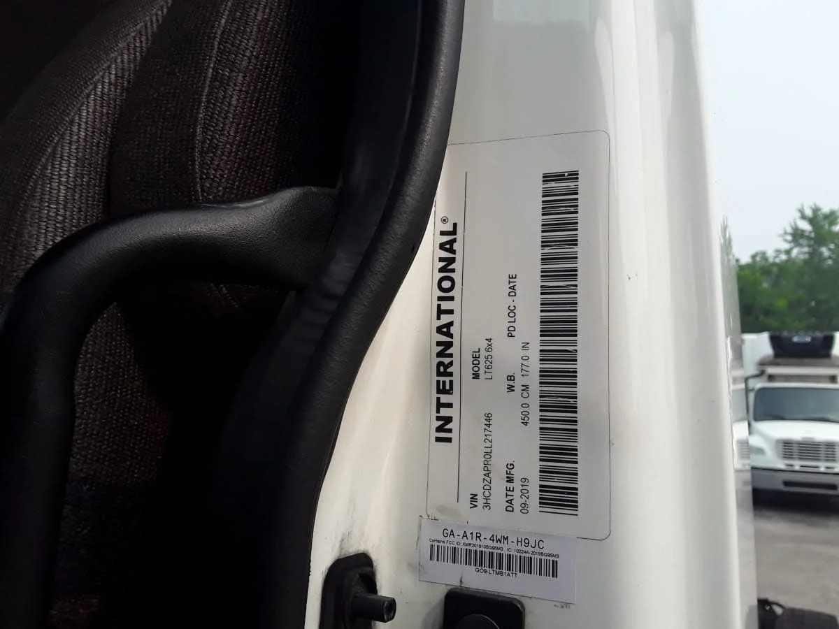 2020 International LT in Hilliard, OH — photo 13
