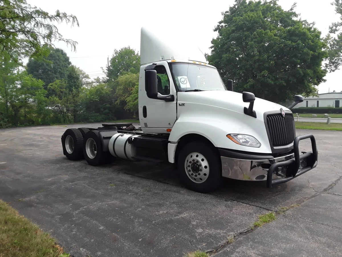 2020 International LT in Hilliard, OH — photo 3