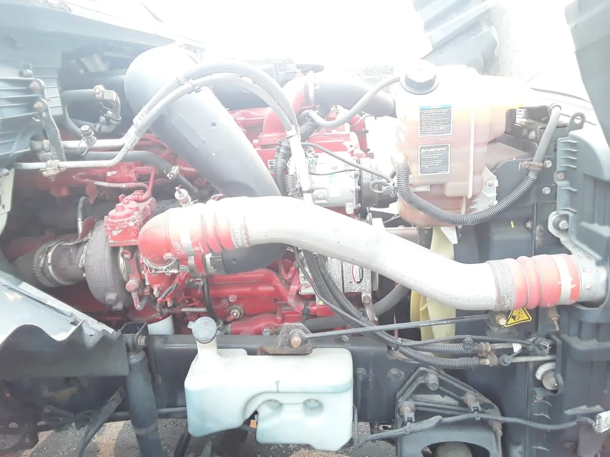 2020 International LT in Hilliard, OH — photo 8