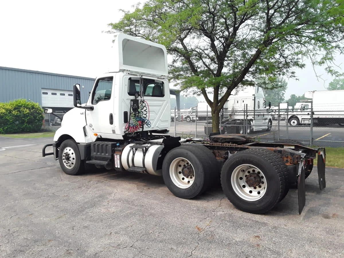 2020 International LT in Hilliard, OH — photo 6