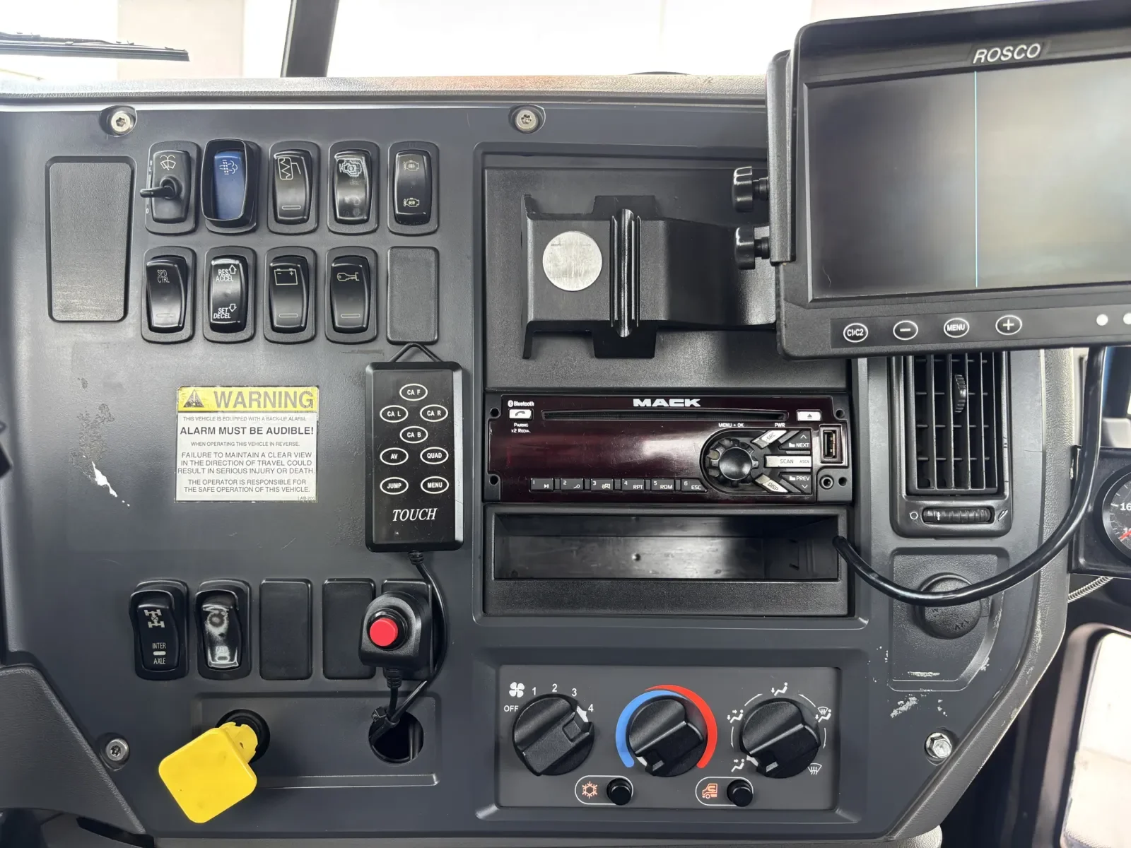 2015 Mack Granite in Greer, SC — photo 18
