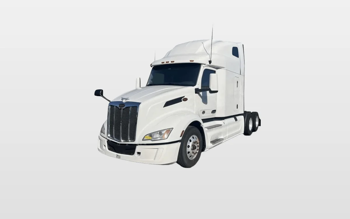 2022 Peterbilt 579 - image 1