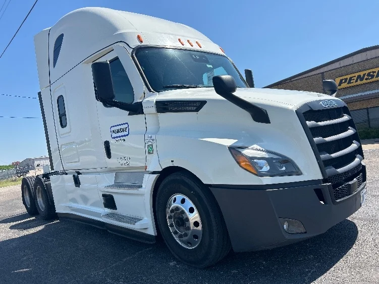 2022 Freightliner Cascadia