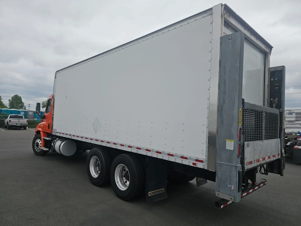 2018 Freightliner Cascadia in Tacoma, WA — photo 6