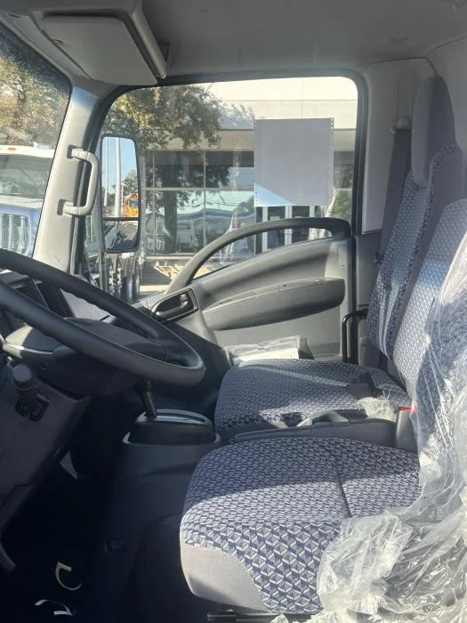 2026 Isuzu NPR - image 11