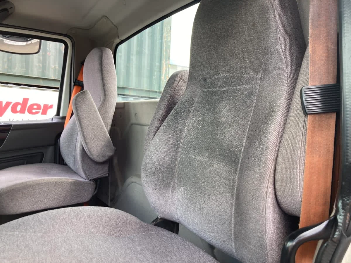 2019 International LT in Springfield, MA — photo 12