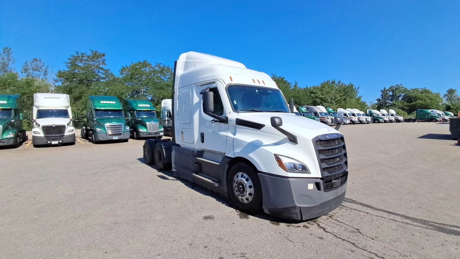 2022 Freightliner Cascadia