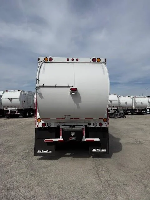 2026 Peterbilt 520 in Houston, TX — photo 5
